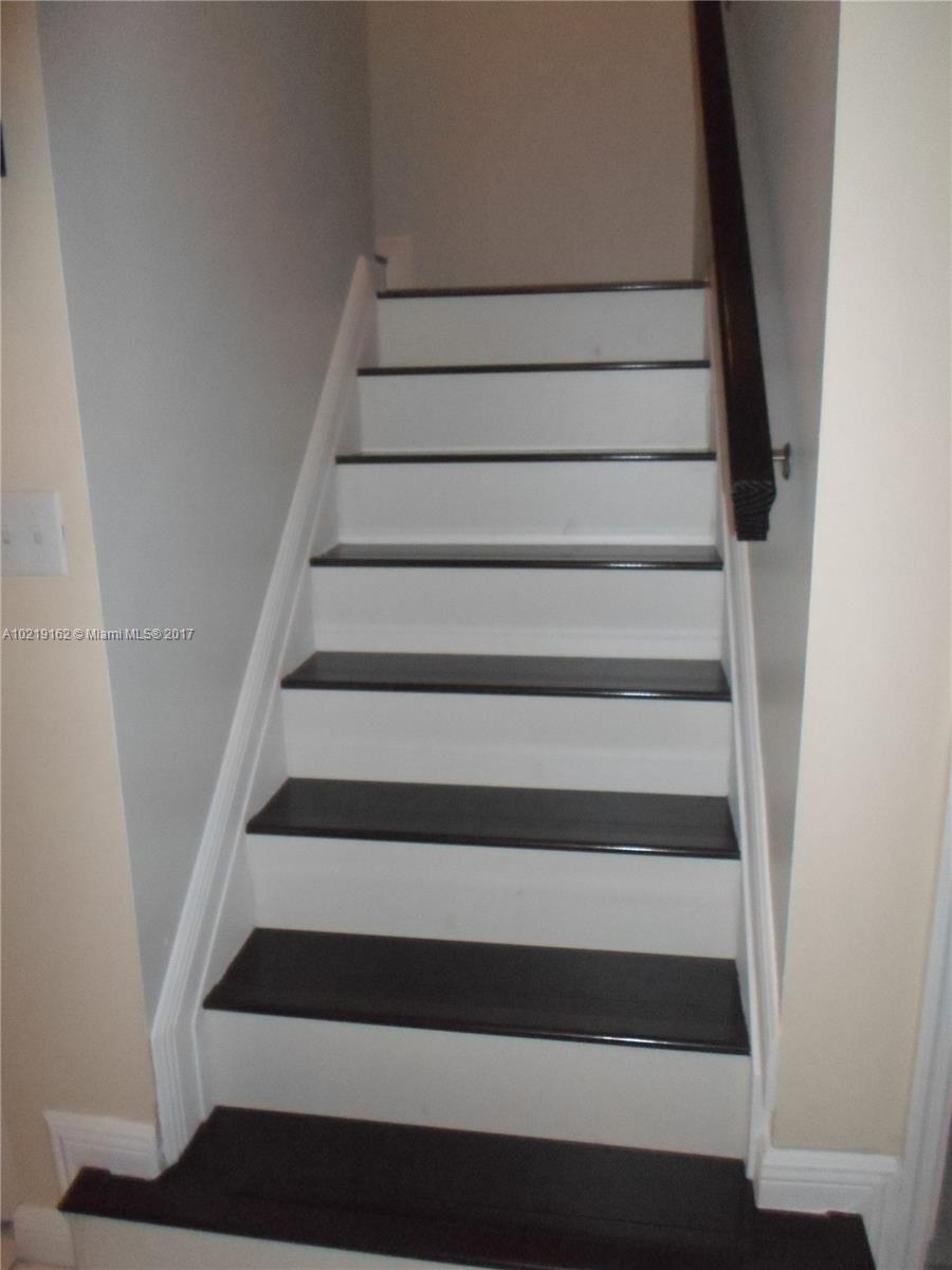 Les Jardins Condo - Residential Lease