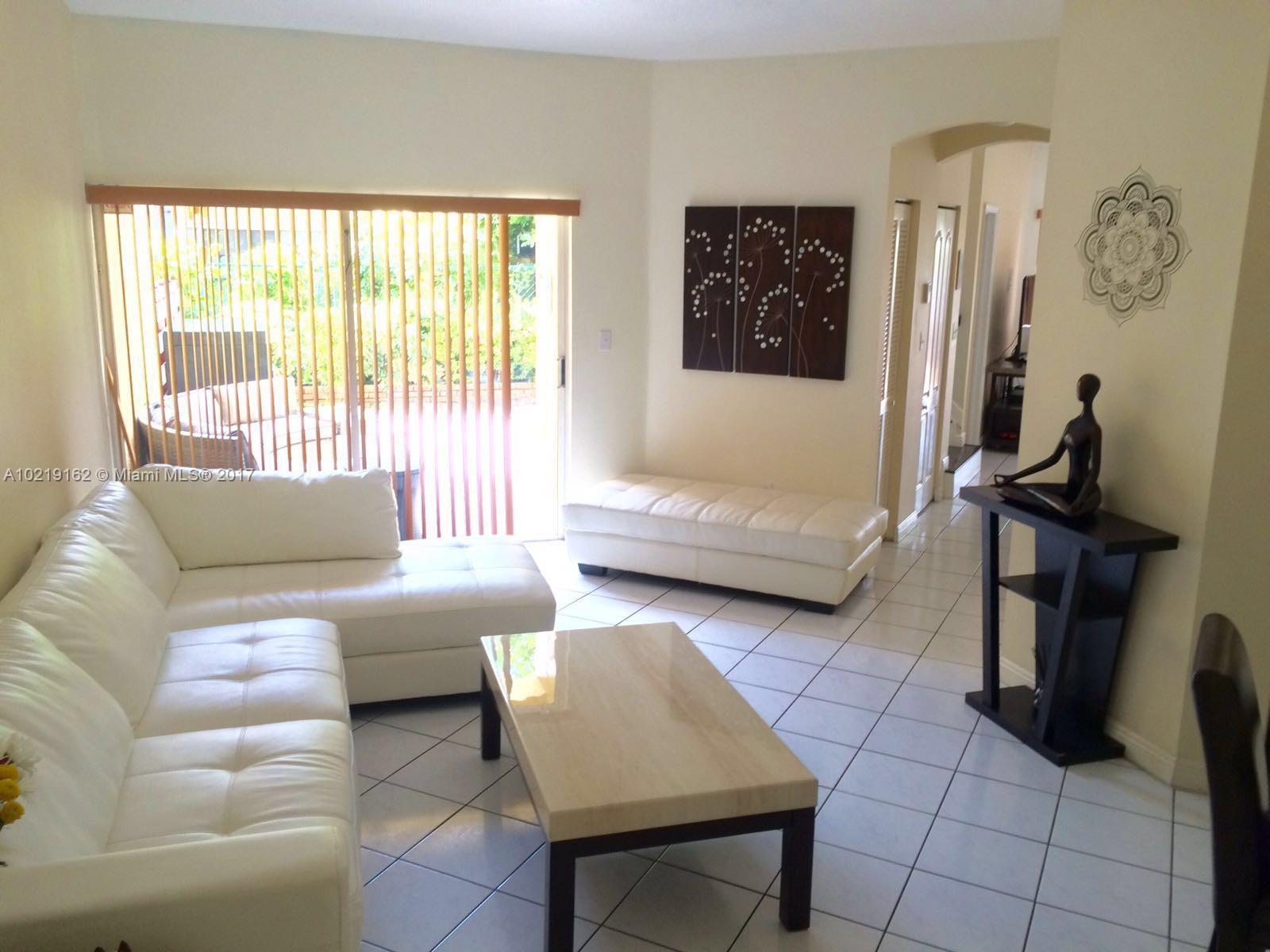 Les Jardins Condo - Residential Lease