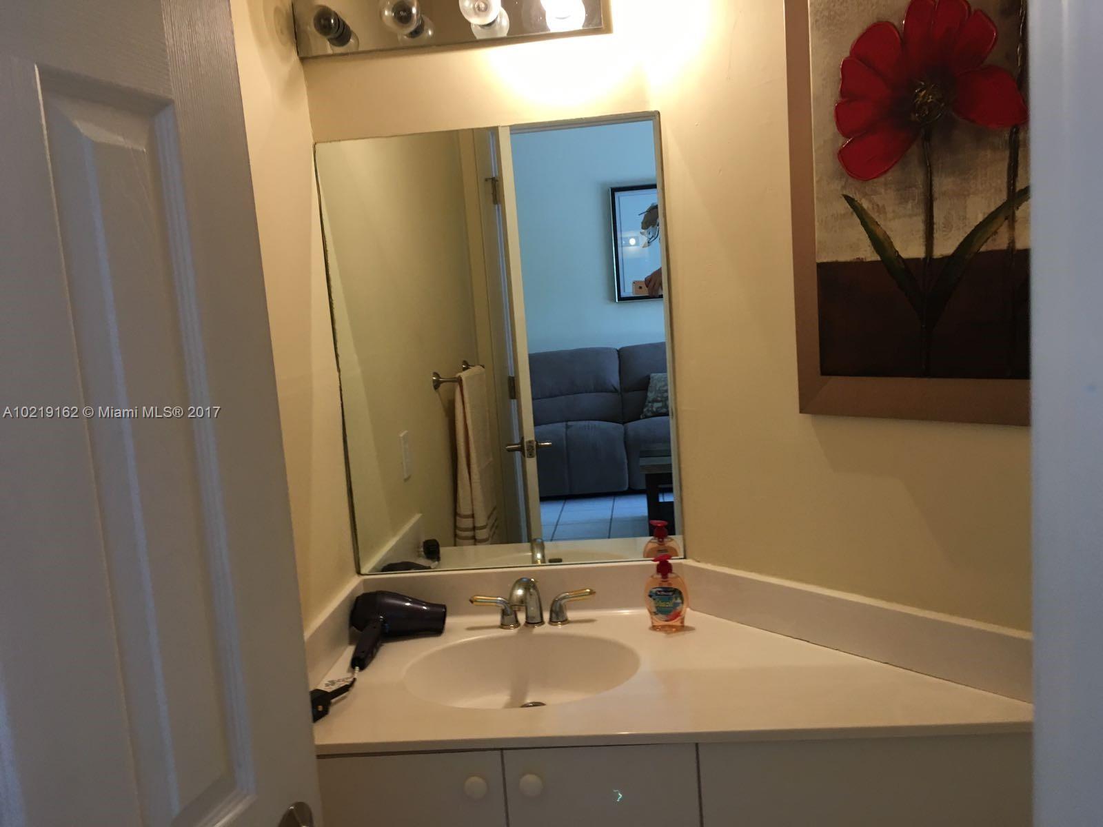 Les Jardins Condo - Residential Lease