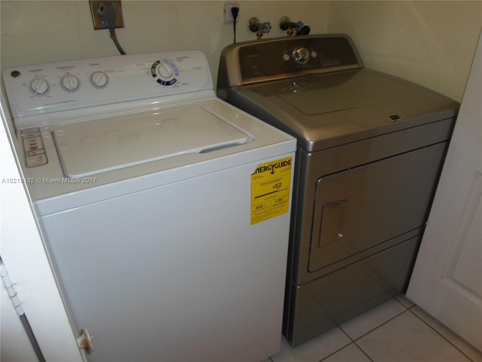 Les Jardins Condo - Residential Lease