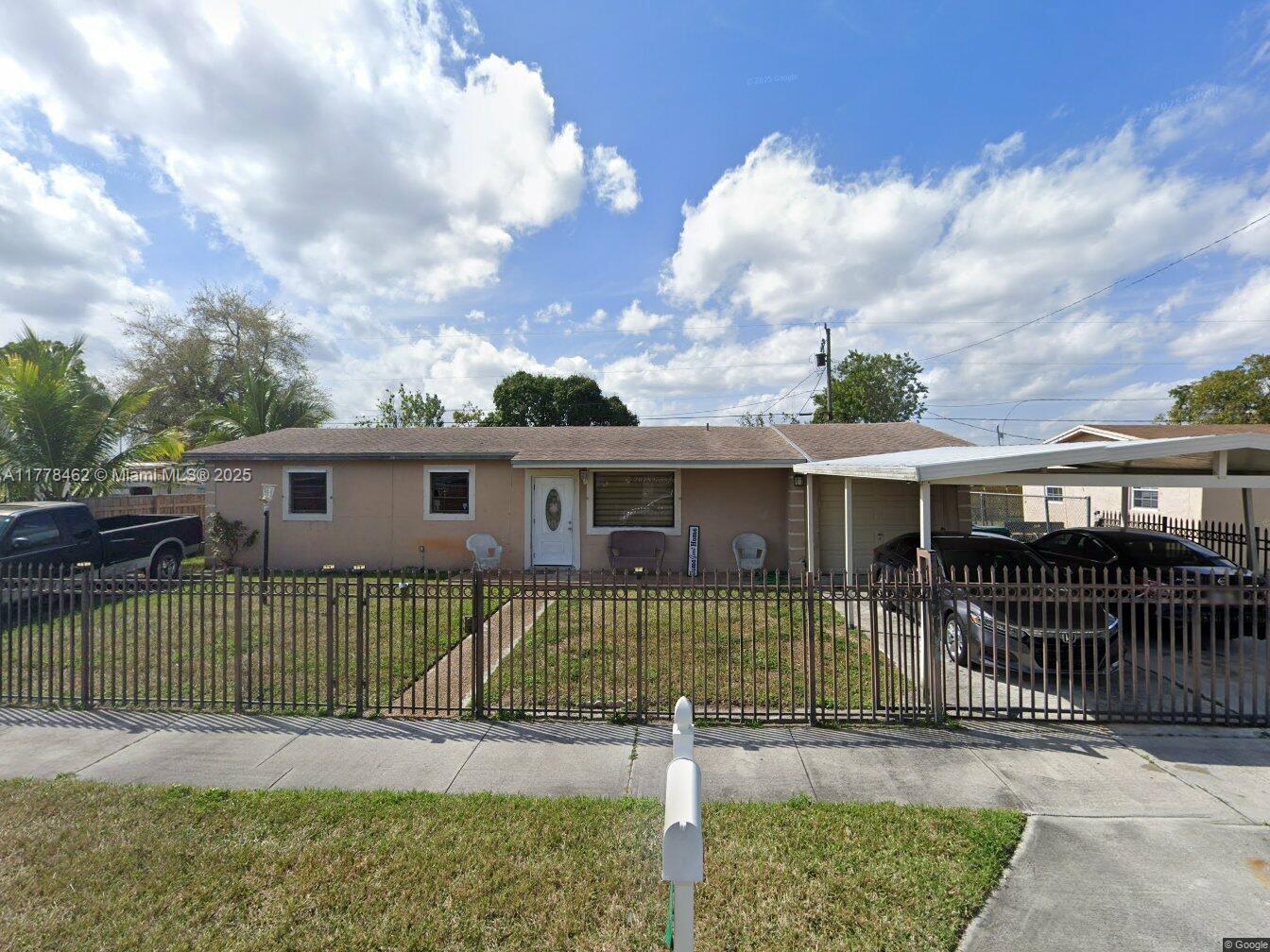 14810 Sw 103rd Pl, Miami, Broward County, Florida - 3 Bedrooms  
2 Bathrooms - 