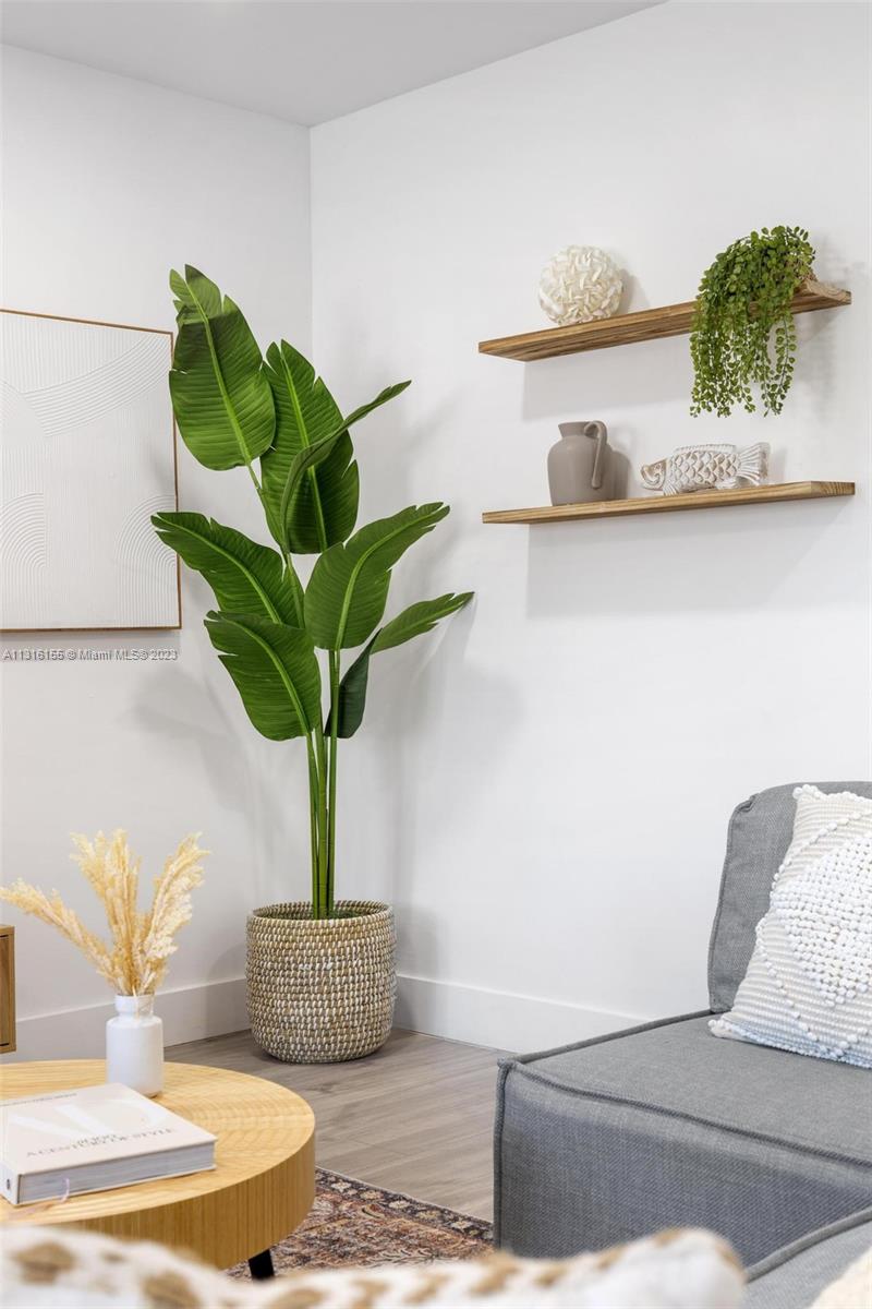 VERENA PARK - Residential Lease