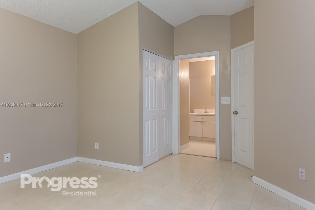 Lakes Of Newport II 158-2 - Residential Lease