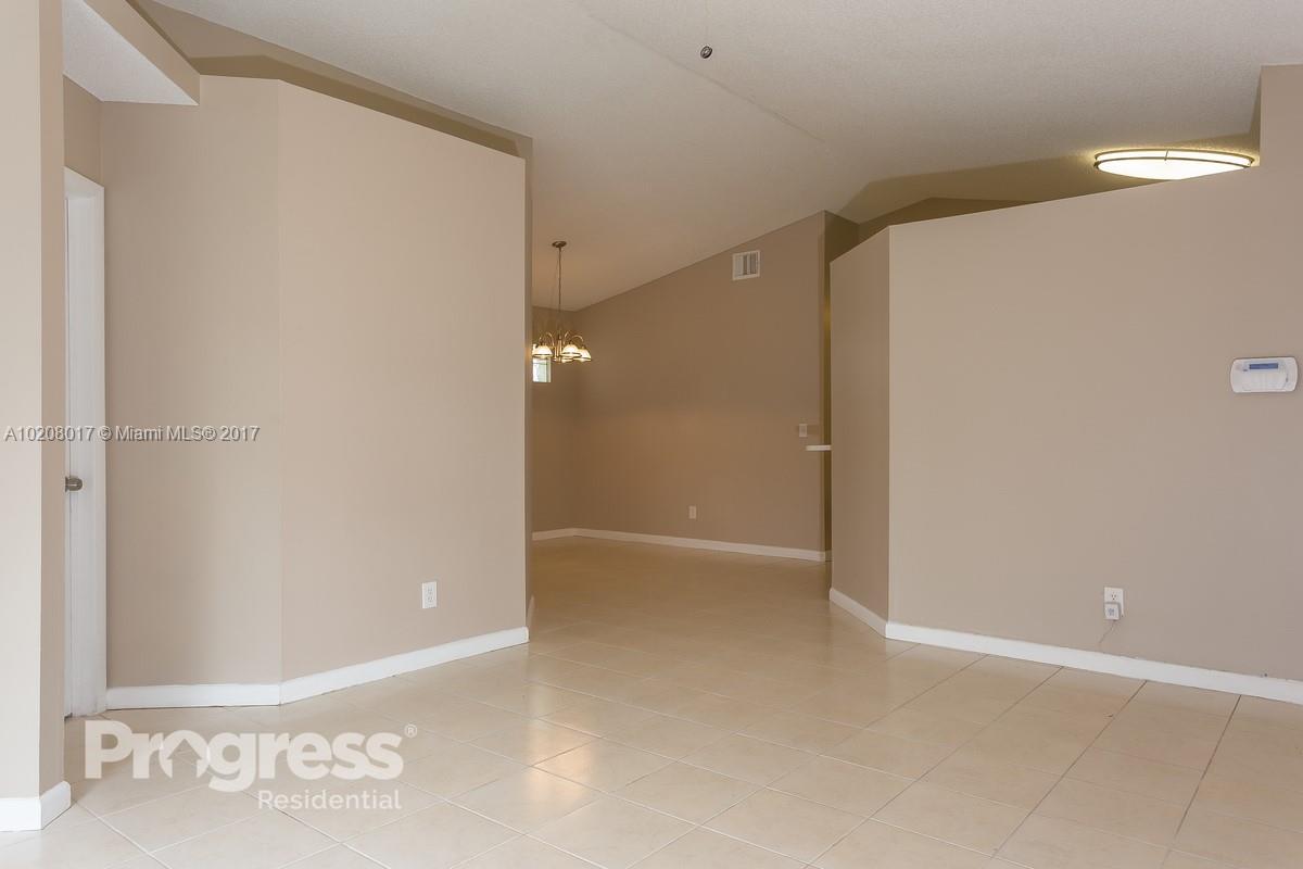 Lakes Of Newport II 158-2 - Residential Lease