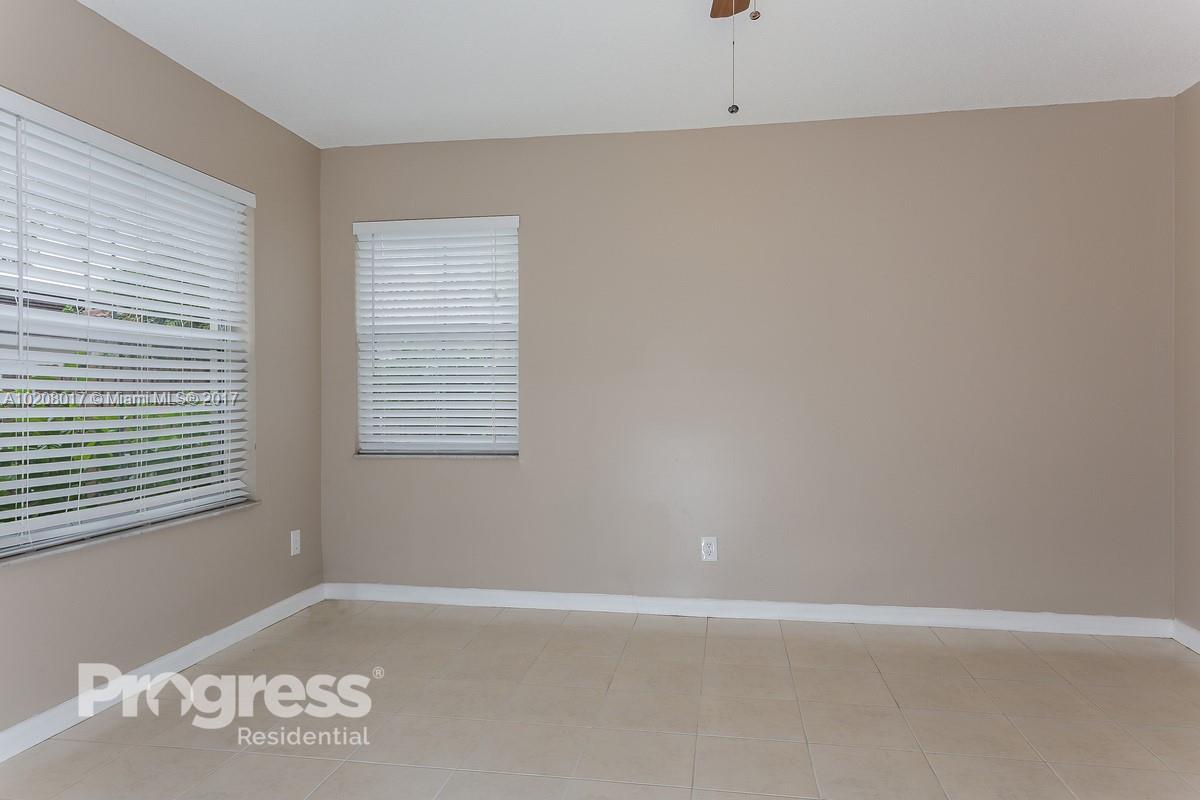 Lakes Of Newport II 158-2 - Residential Lease