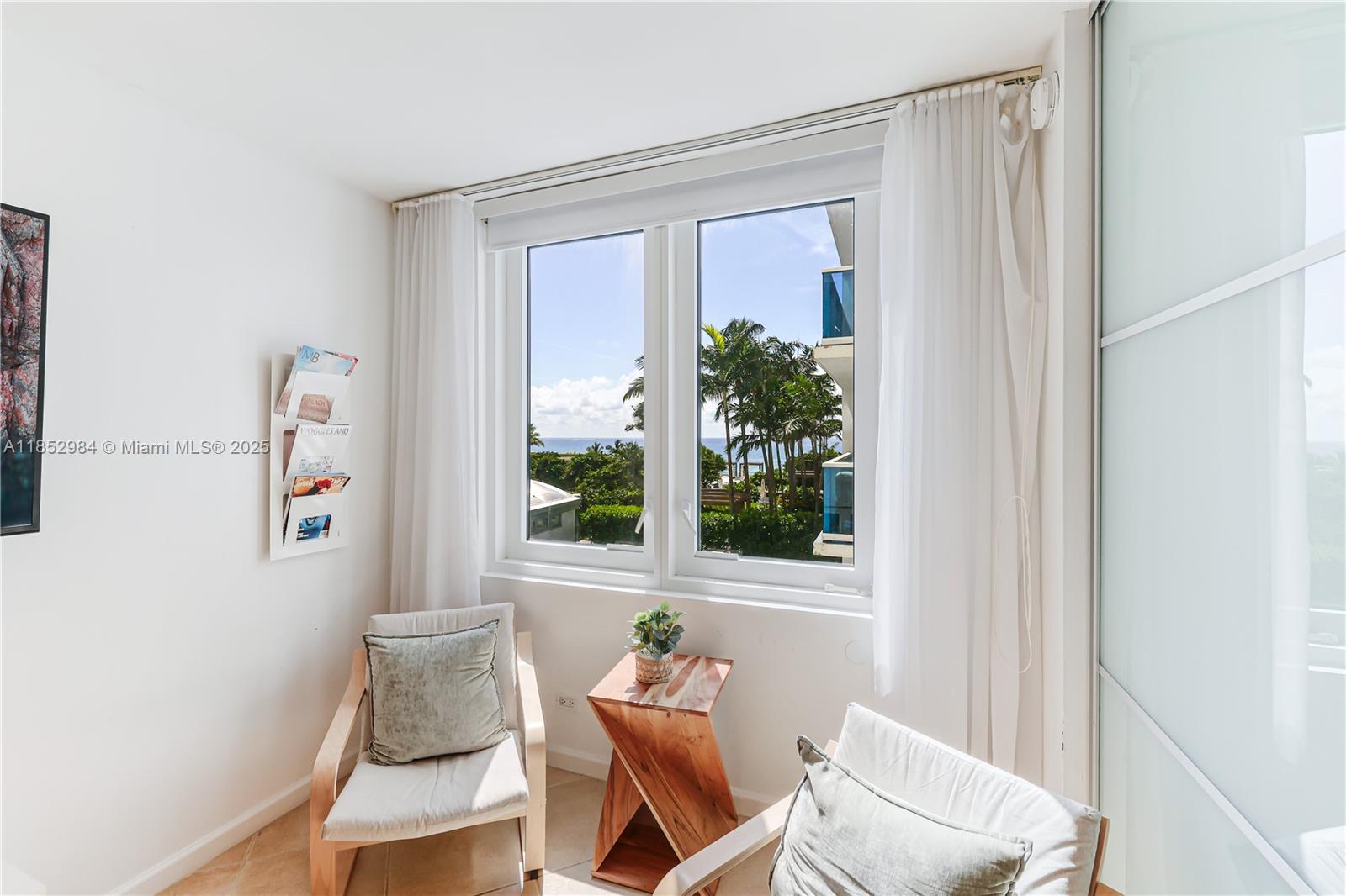 RONEY PALACE CONDO - Residential