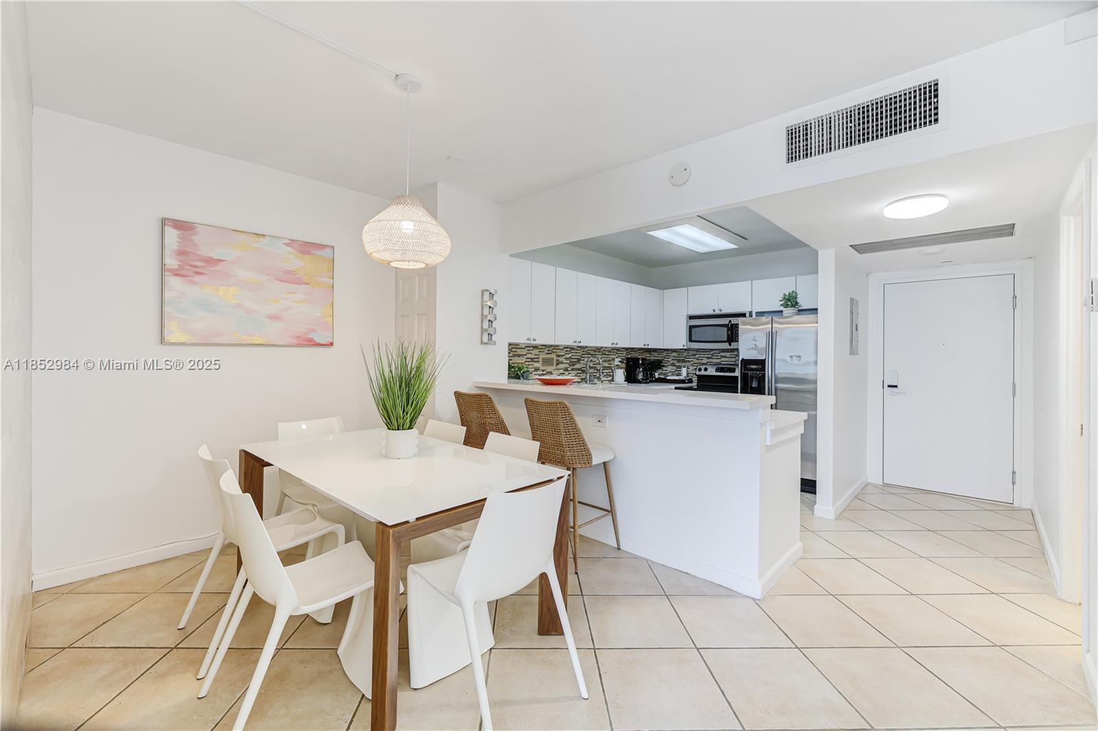 RONEY PALACE CONDO - Residential