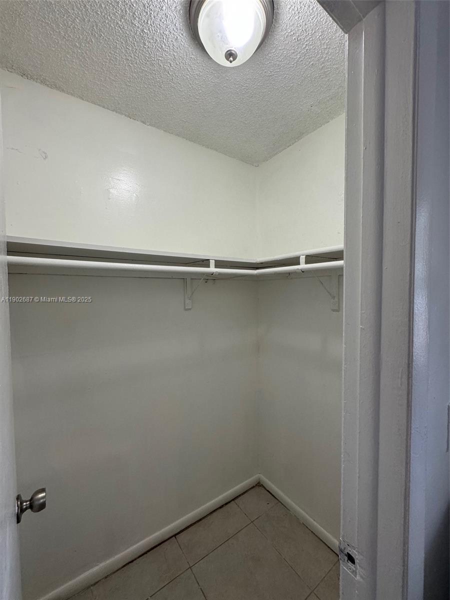 ENCLAVE AT THE PARK CONDO - Residential Lease