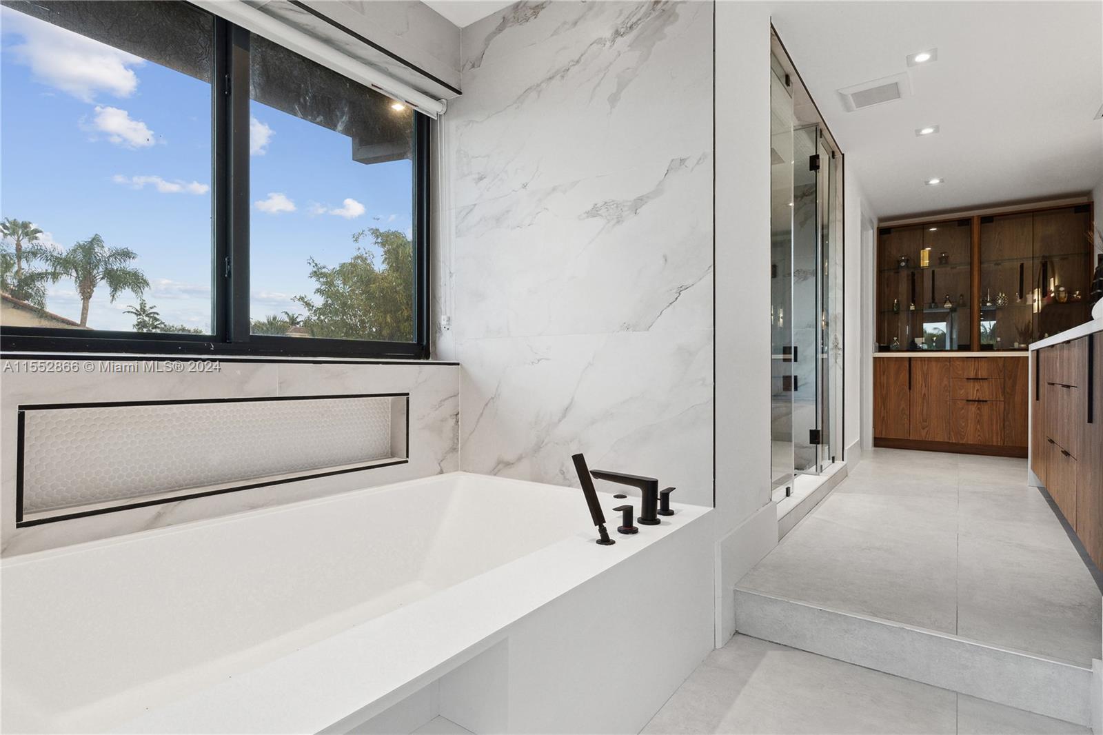 CORAL BAY SEC B - Residential