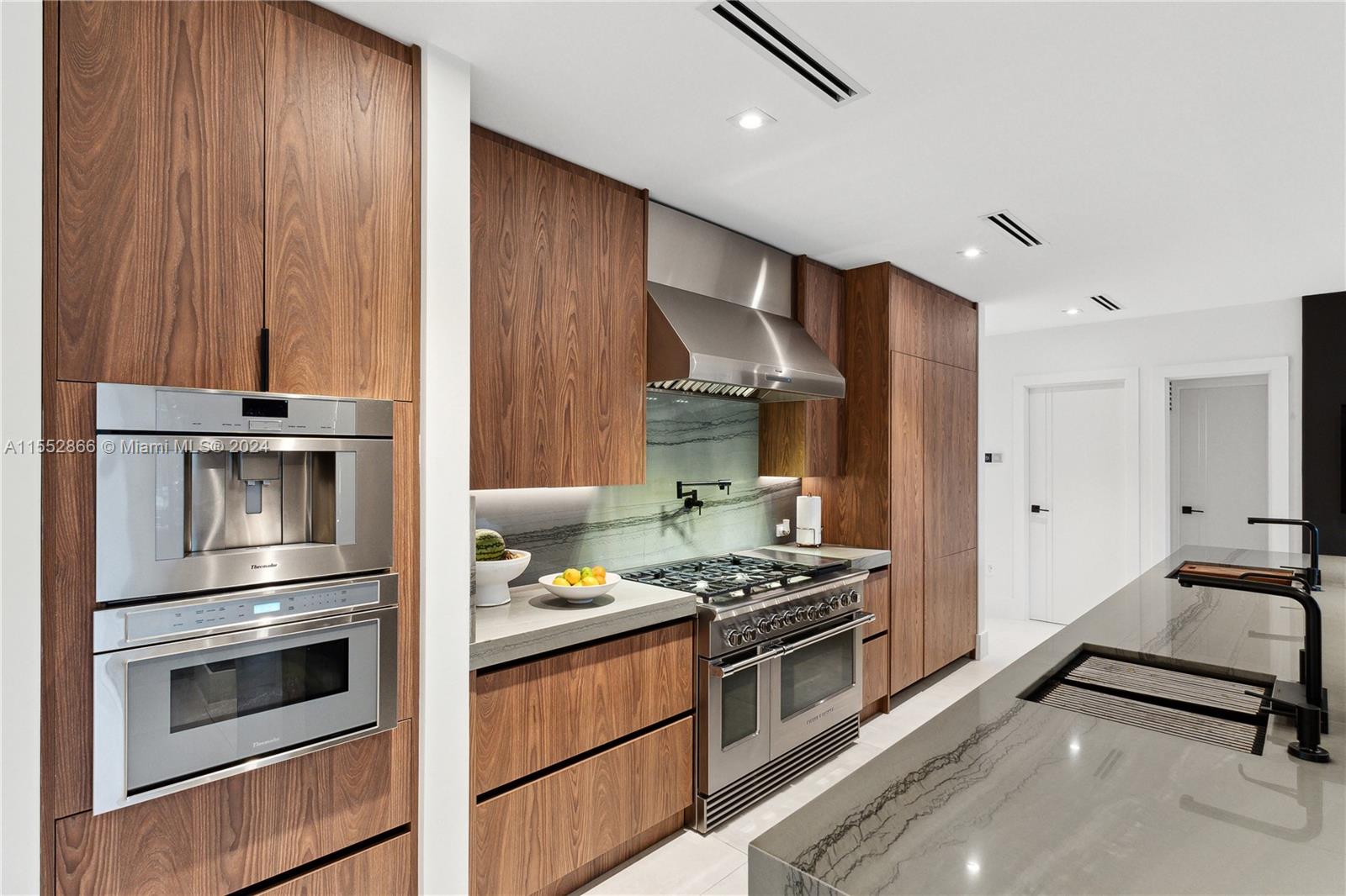 CORAL BAY SEC B - Residential