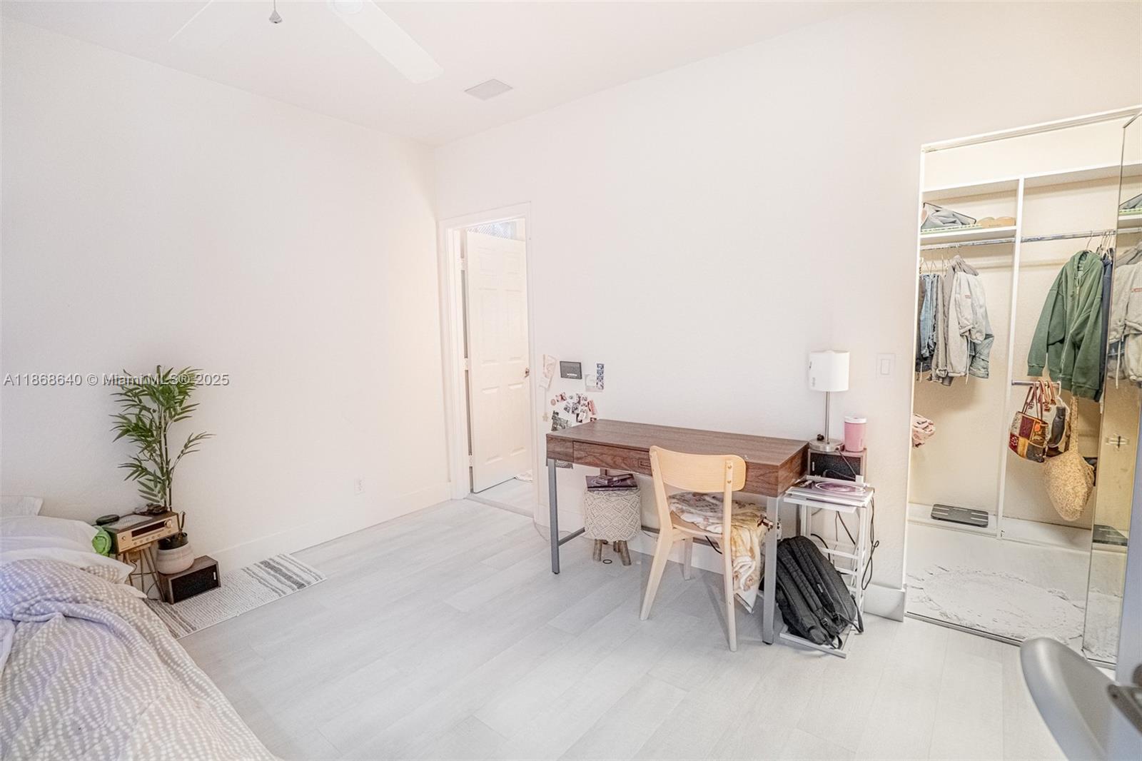 HERON BAY FOUR - Residential