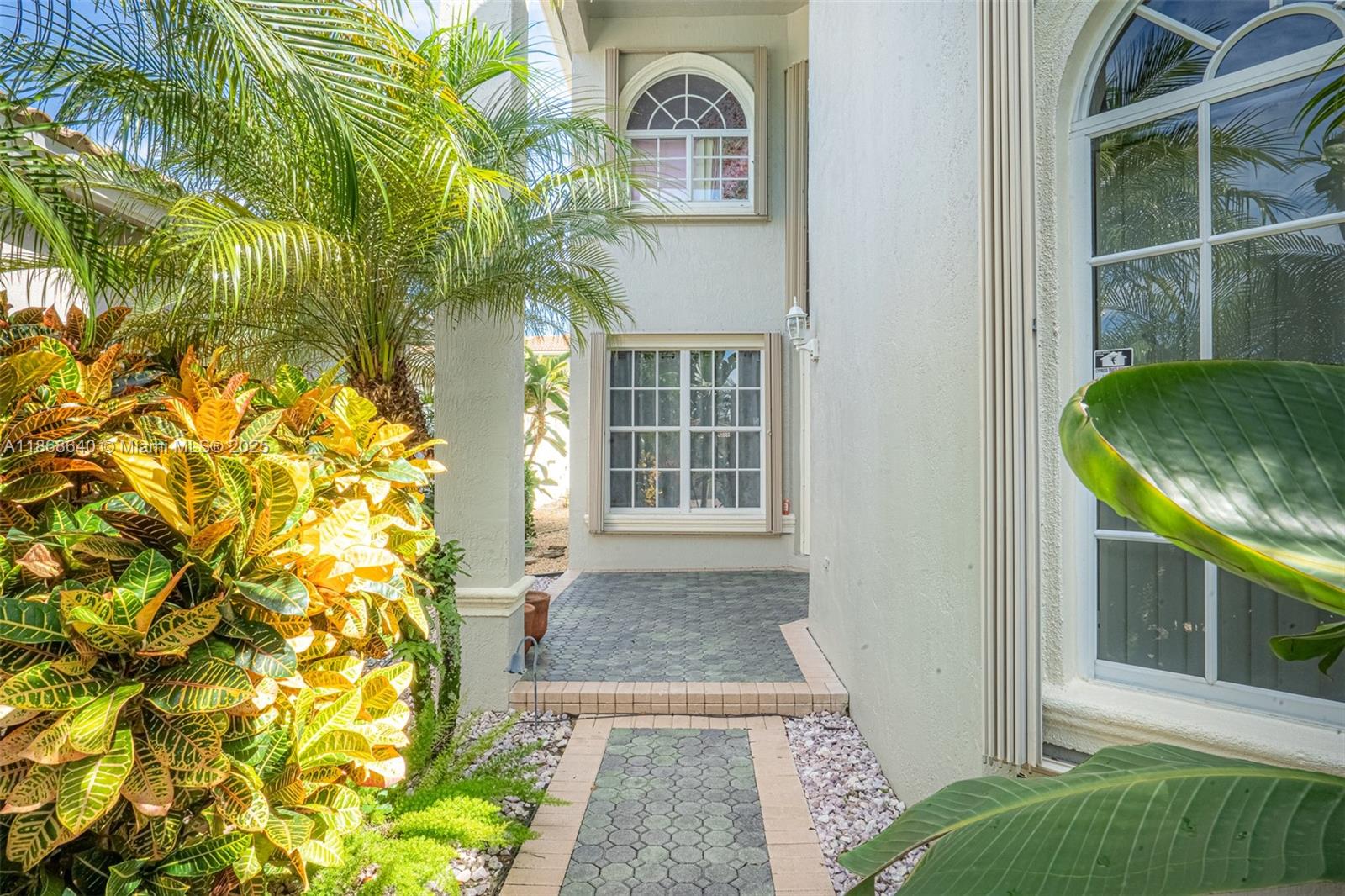 HERON BAY FOUR - Residential