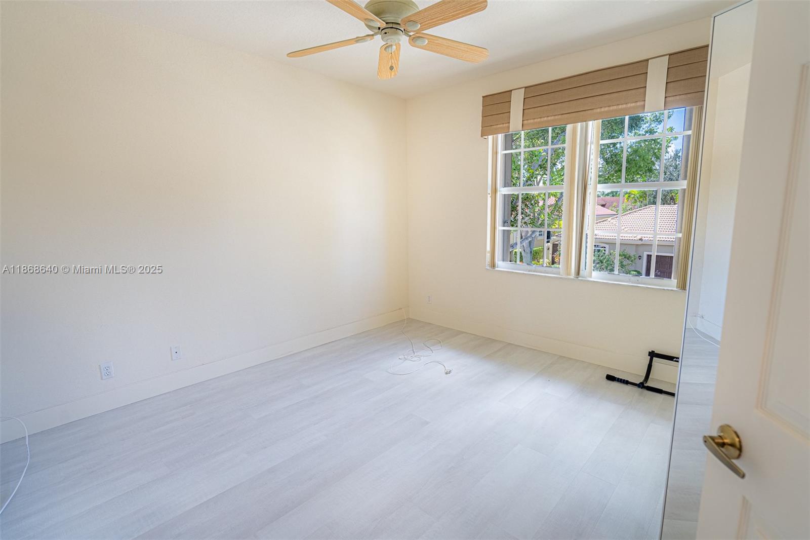 HERON BAY FOUR - Residential