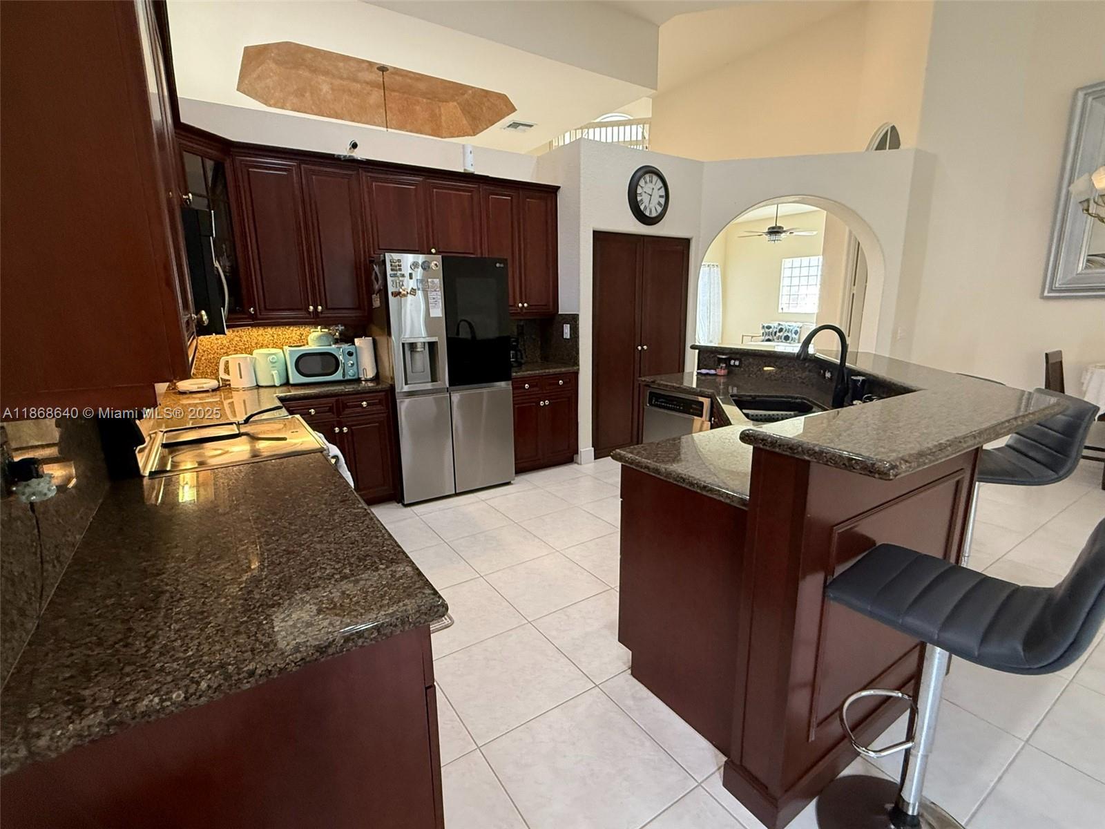 HERON BAY FOUR - Residential