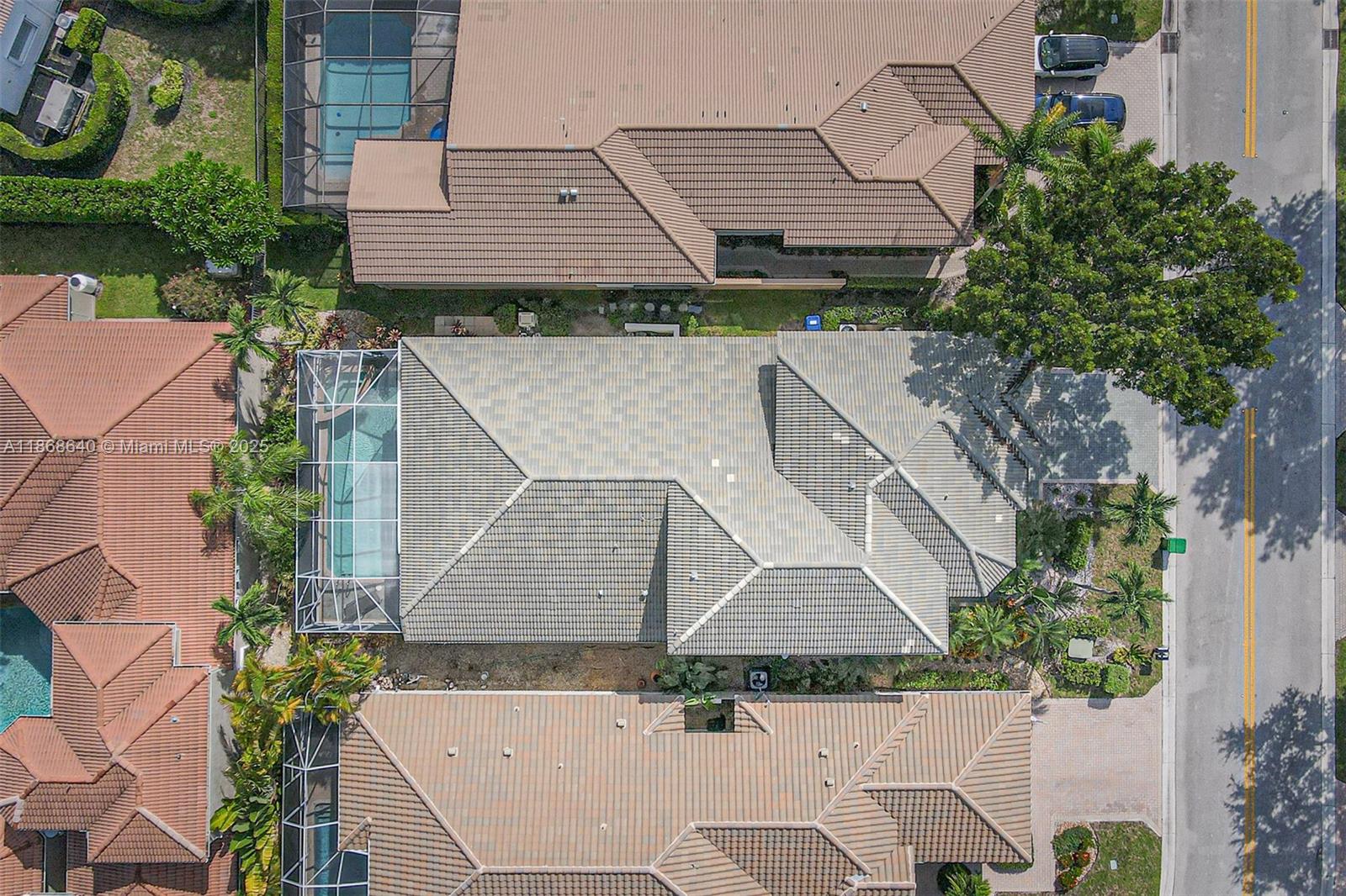 HERON BAY FOUR - Residential