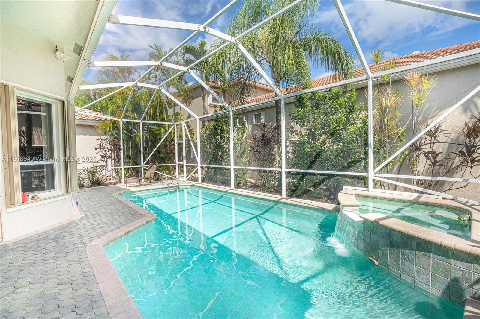 HERON BAY FOUR - Residential