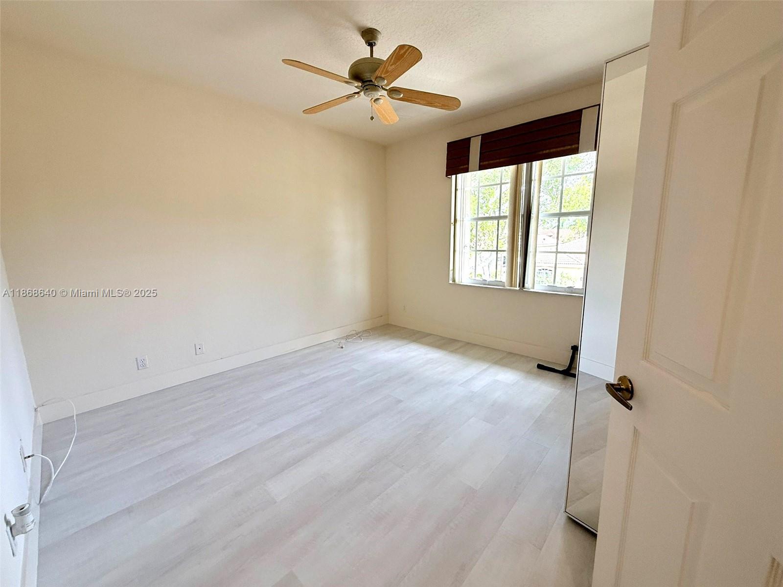 HERON BAY FOUR - Residential