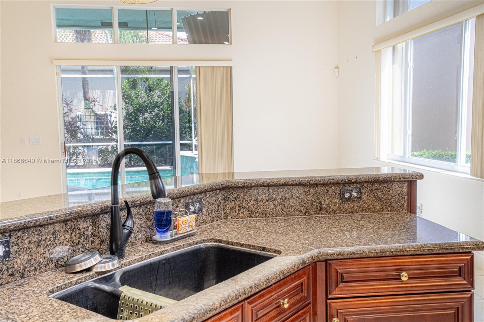 HERON BAY FOUR - Residential