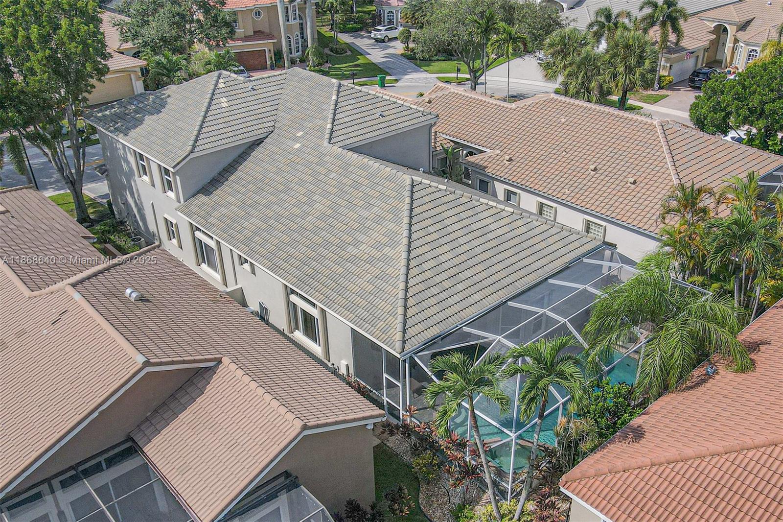 HERON BAY FOUR - Residential