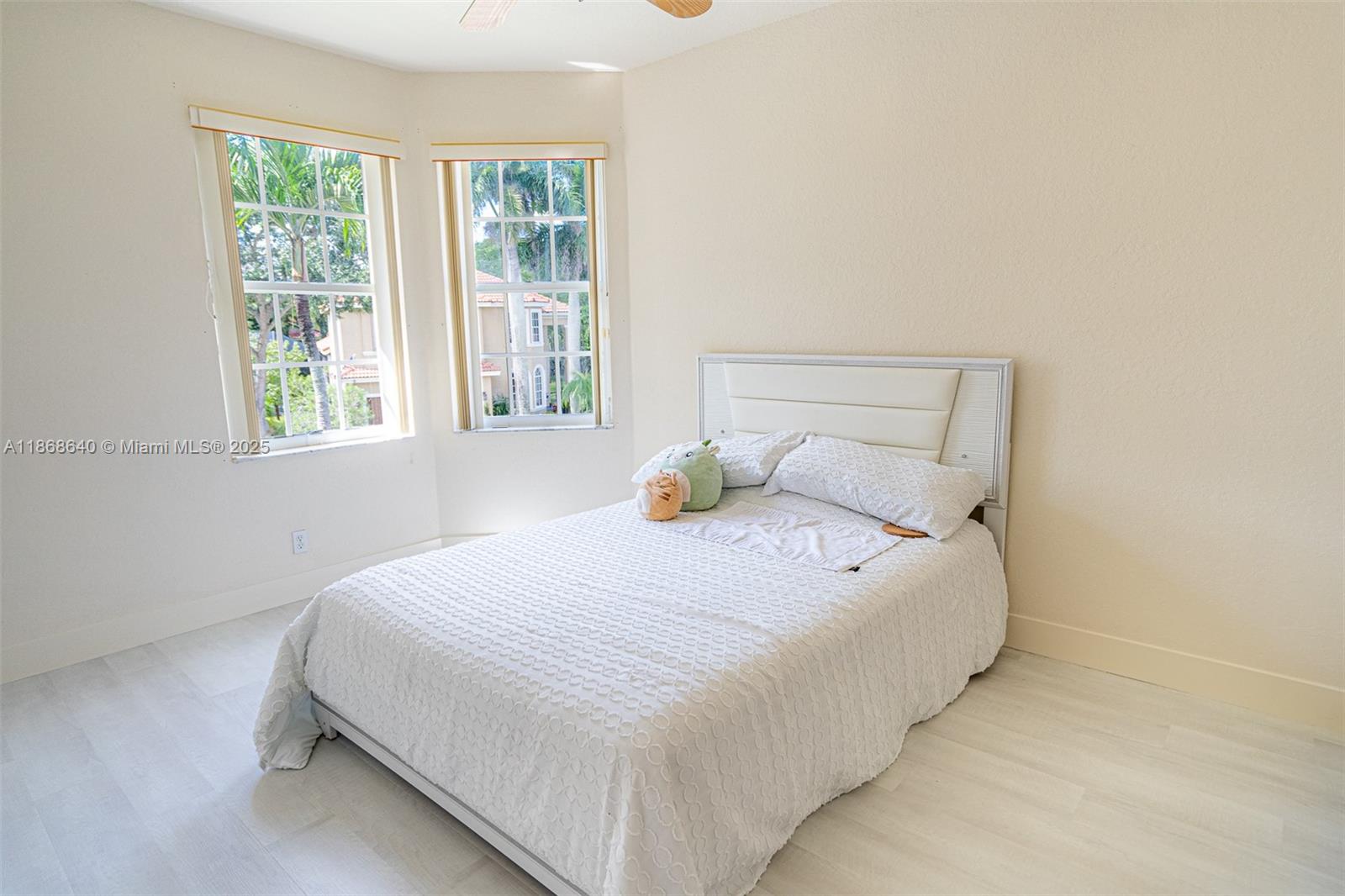 HERON BAY FOUR - Residential