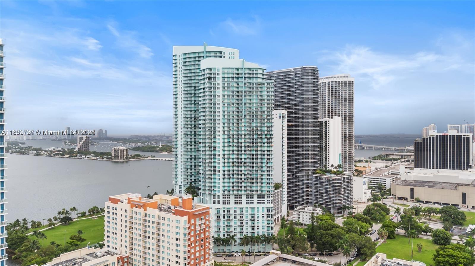 1900 N Bayshore Dr 2318