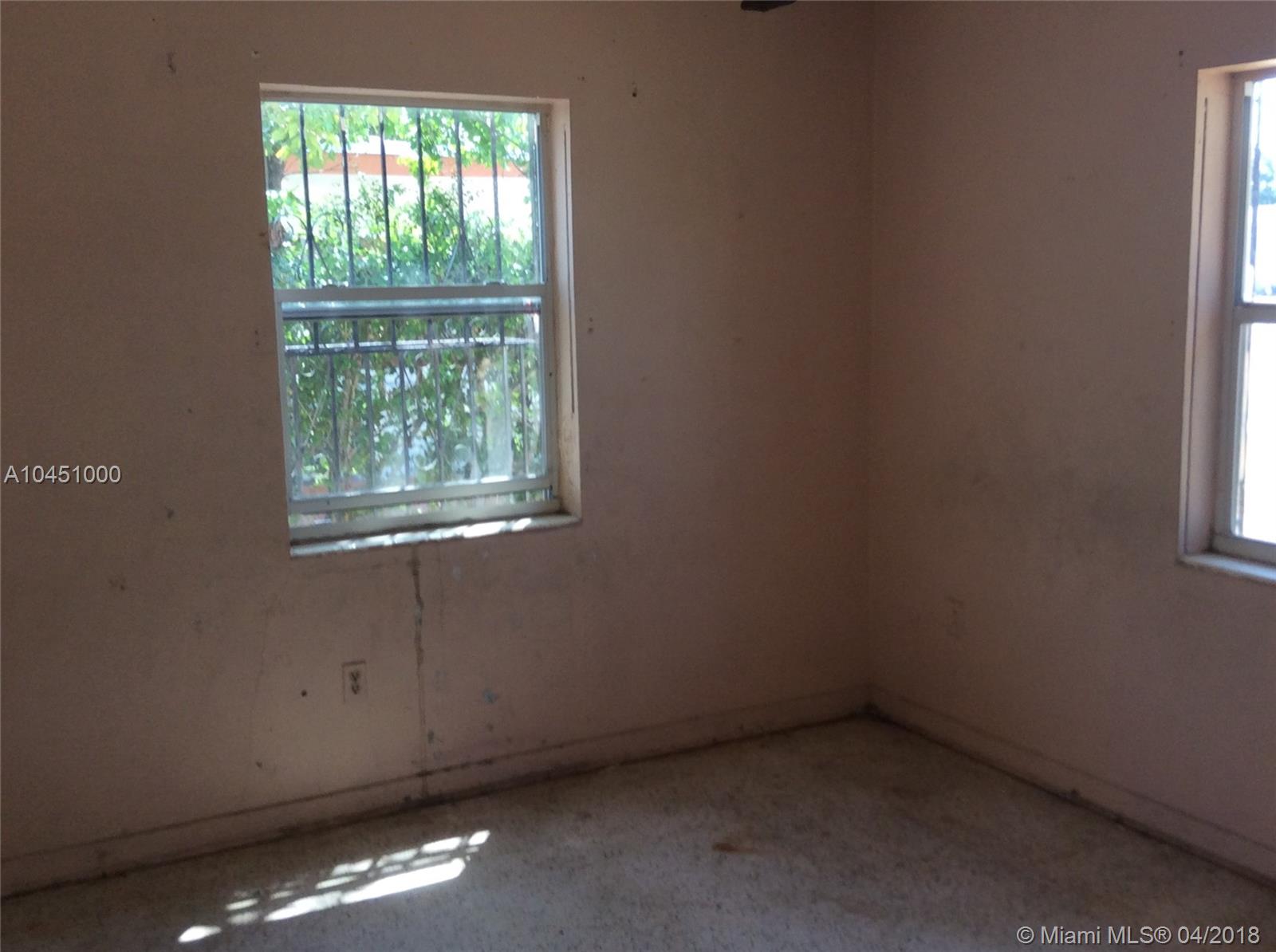 NEW MIAMI SHORES ESTATES - Residential