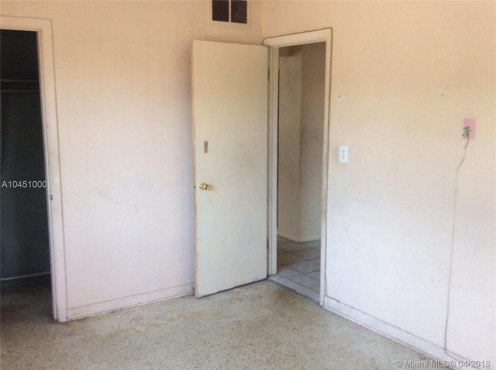 NEW MIAMI SHORES ESTATES - Residential