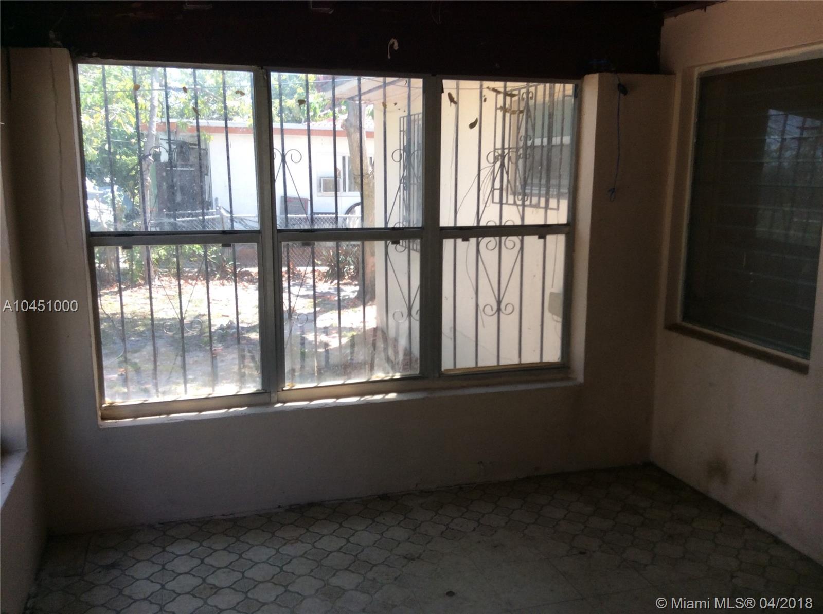 NEW MIAMI SHORES ESTATES - Residential