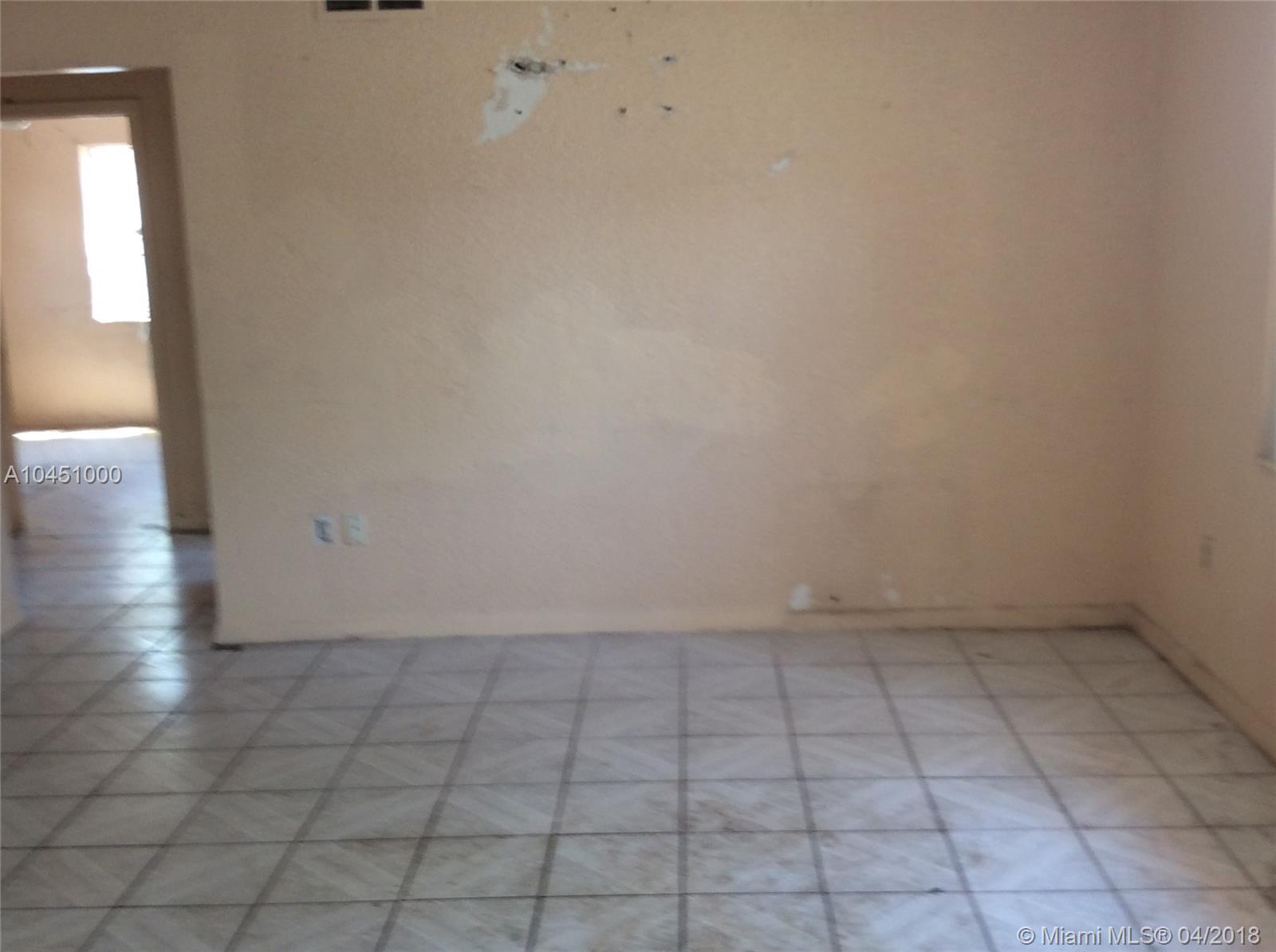 NEW MIAMI SHORES ESTATES - Residential