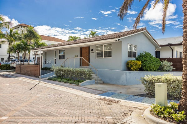 328 MISSOURI ST, HOLLYWOOD, FL 33019 - Image cf683bcb11ee8fba7a8324cff409a4b9/3369872145