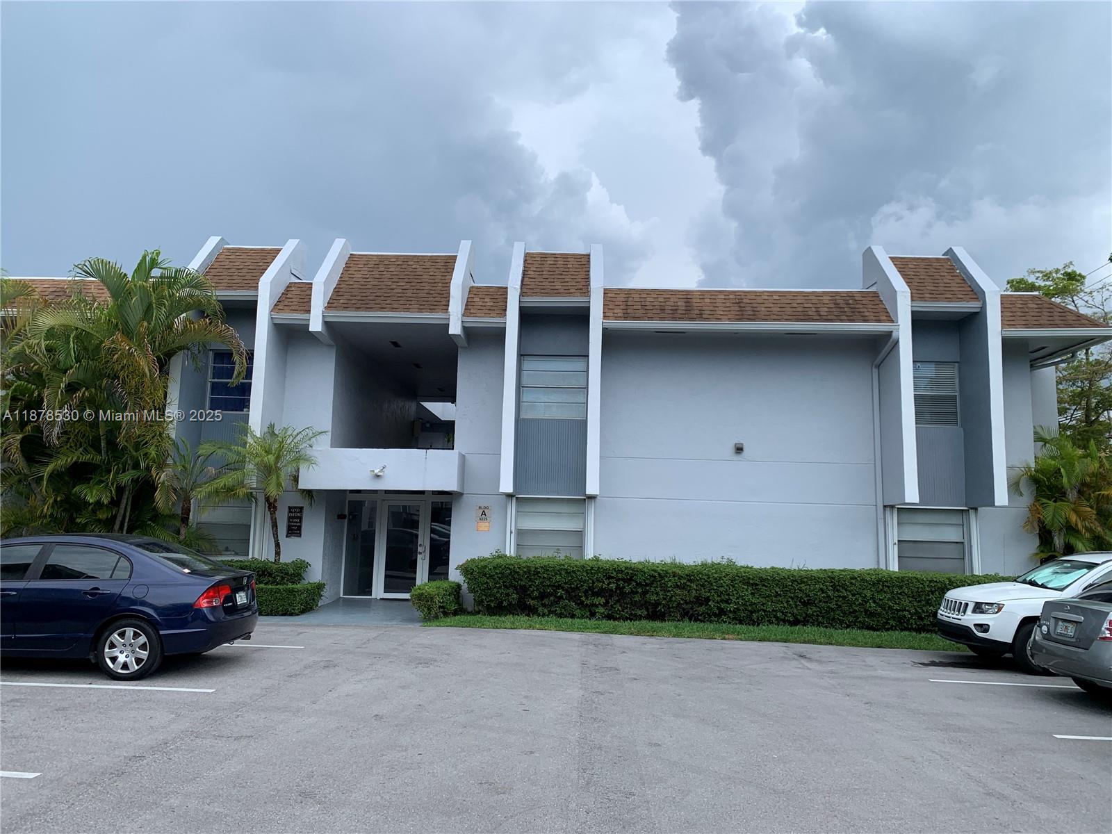 Spacious and well-maintained condo located in the heart of Kendall. This 1-bedroom, 1.5-bath unit offers 790 sq ft of comfortable living space. Features include an oversized walk-in closet, updated appliances, two assigned parking spaces and a pool