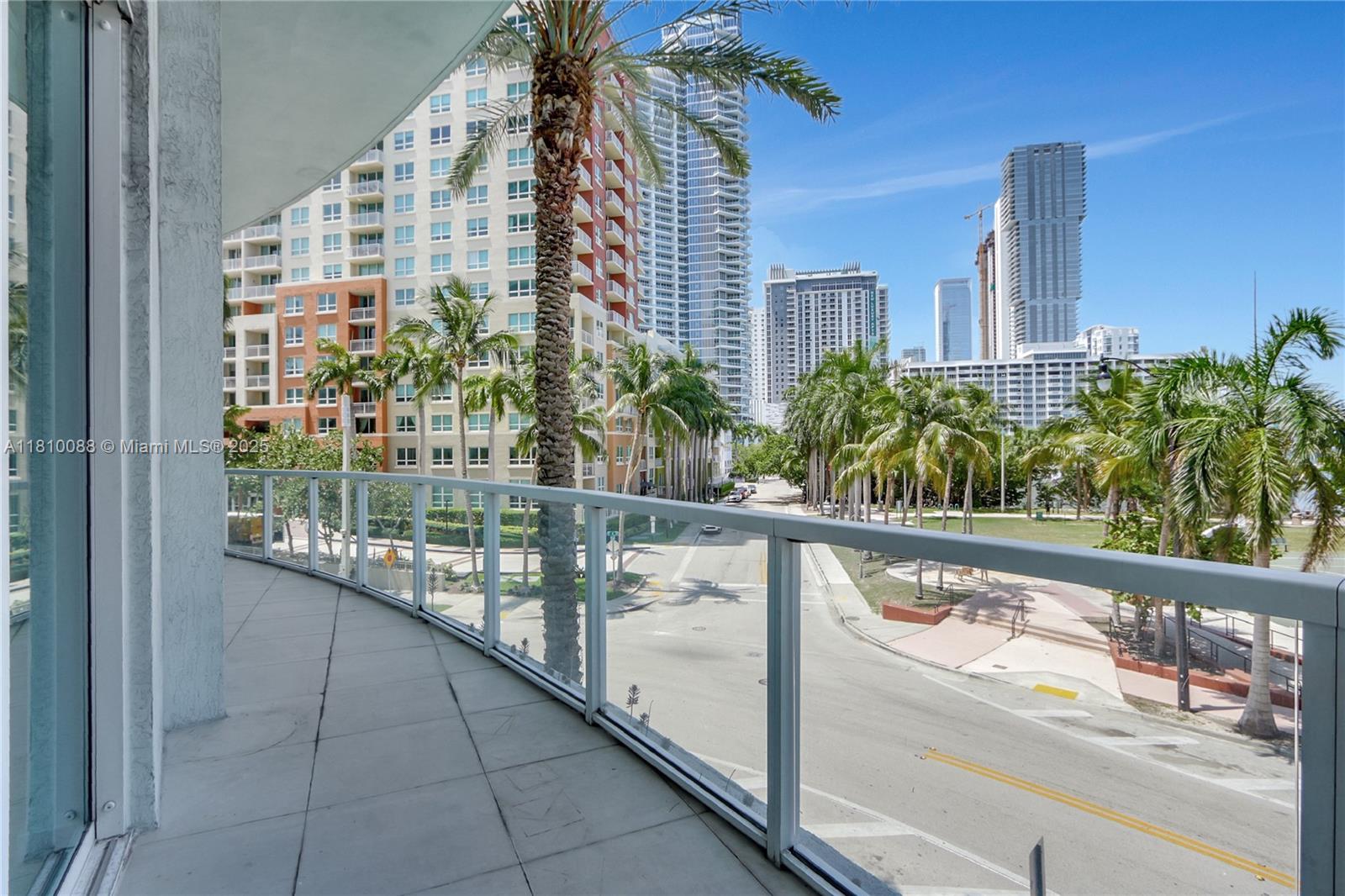 QUANTUM ON THE BAY CONDO - Residential