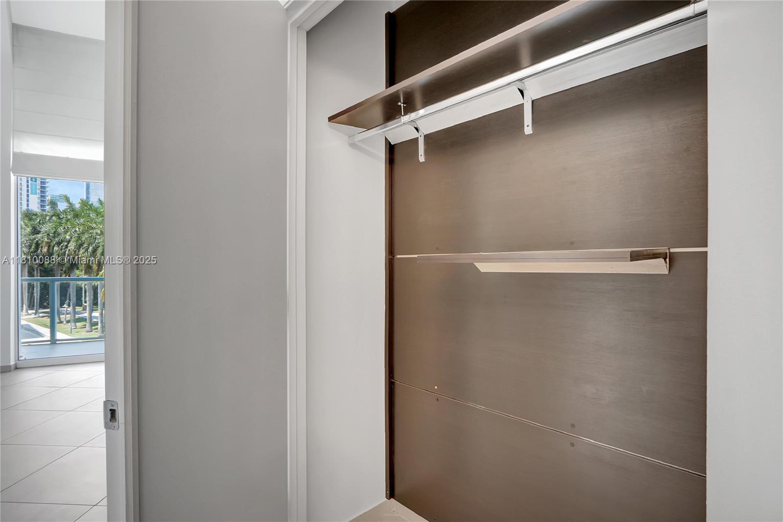 QUANTUM ON THE BAY CONDO - Residential