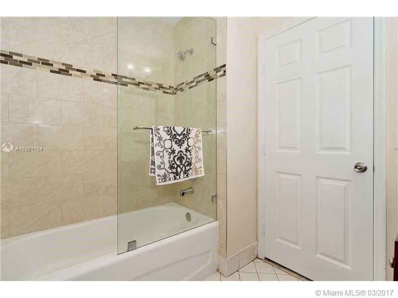 VENETIA GARDENS CONDO - Residential Lease