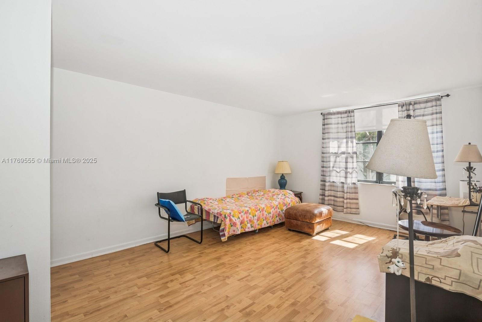 GARDENS OF KENDALL SO CON - Residential