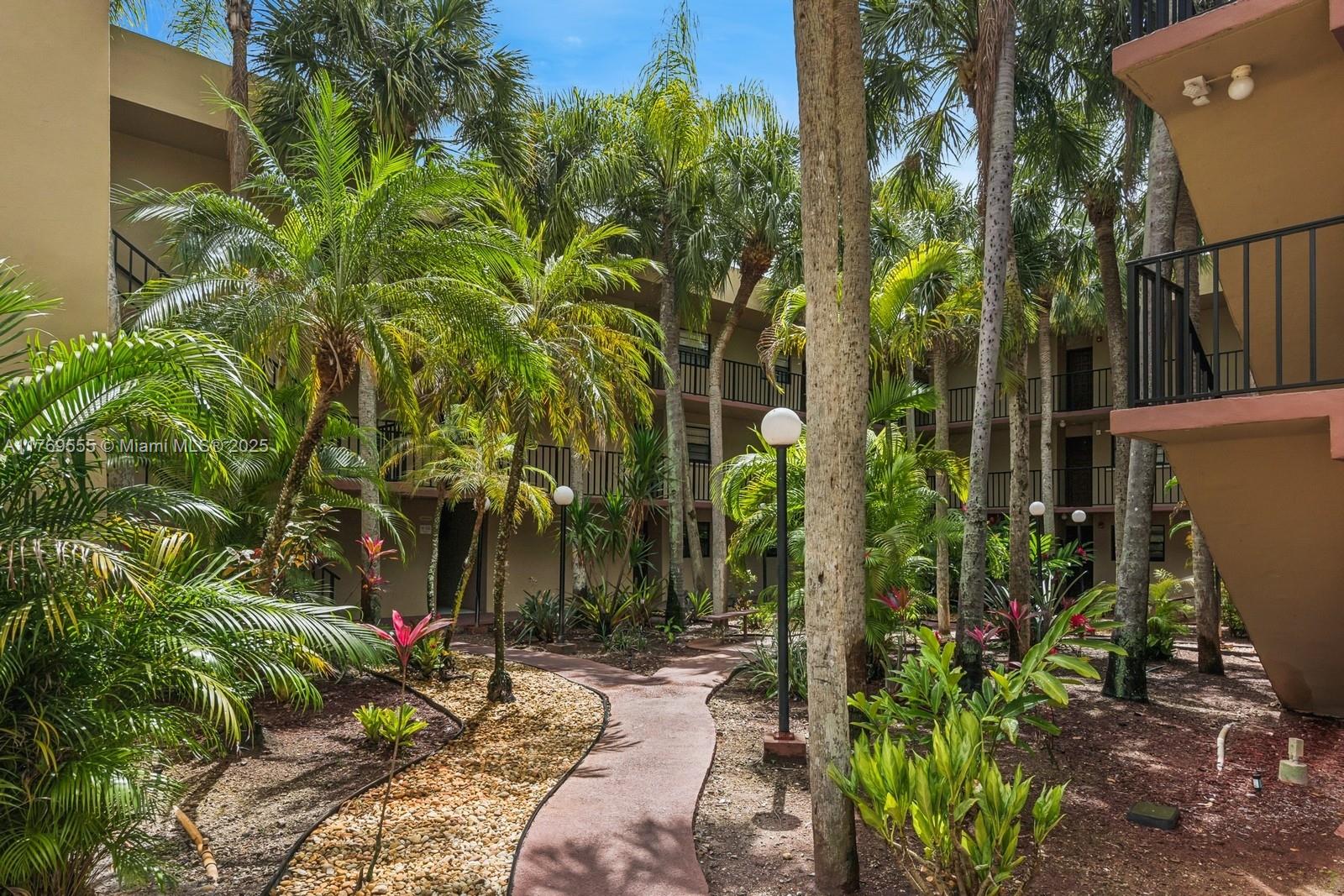 10835 Sw 112th Ave 314, Miami, Broward County, Florida - 1 Bedrooms  
2 Bathrooms - 