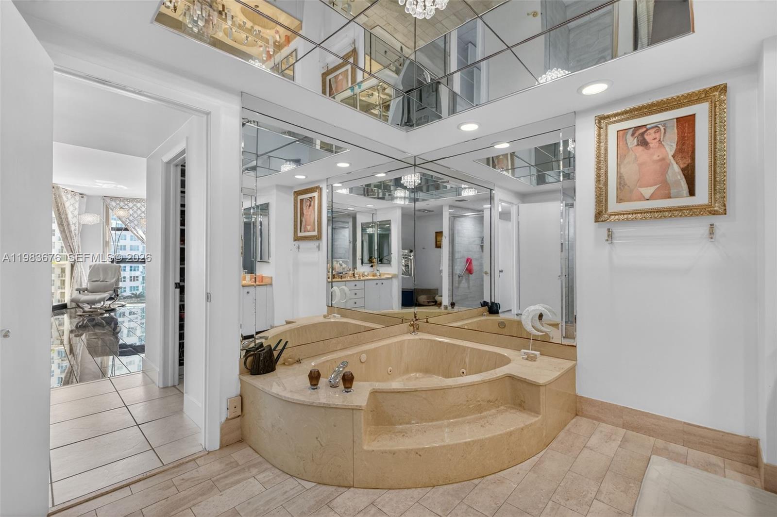 HAMPTONS WEST CONDO - Residential