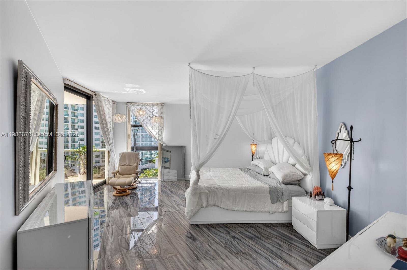 HAMPTONS WEST CONDO - Residential