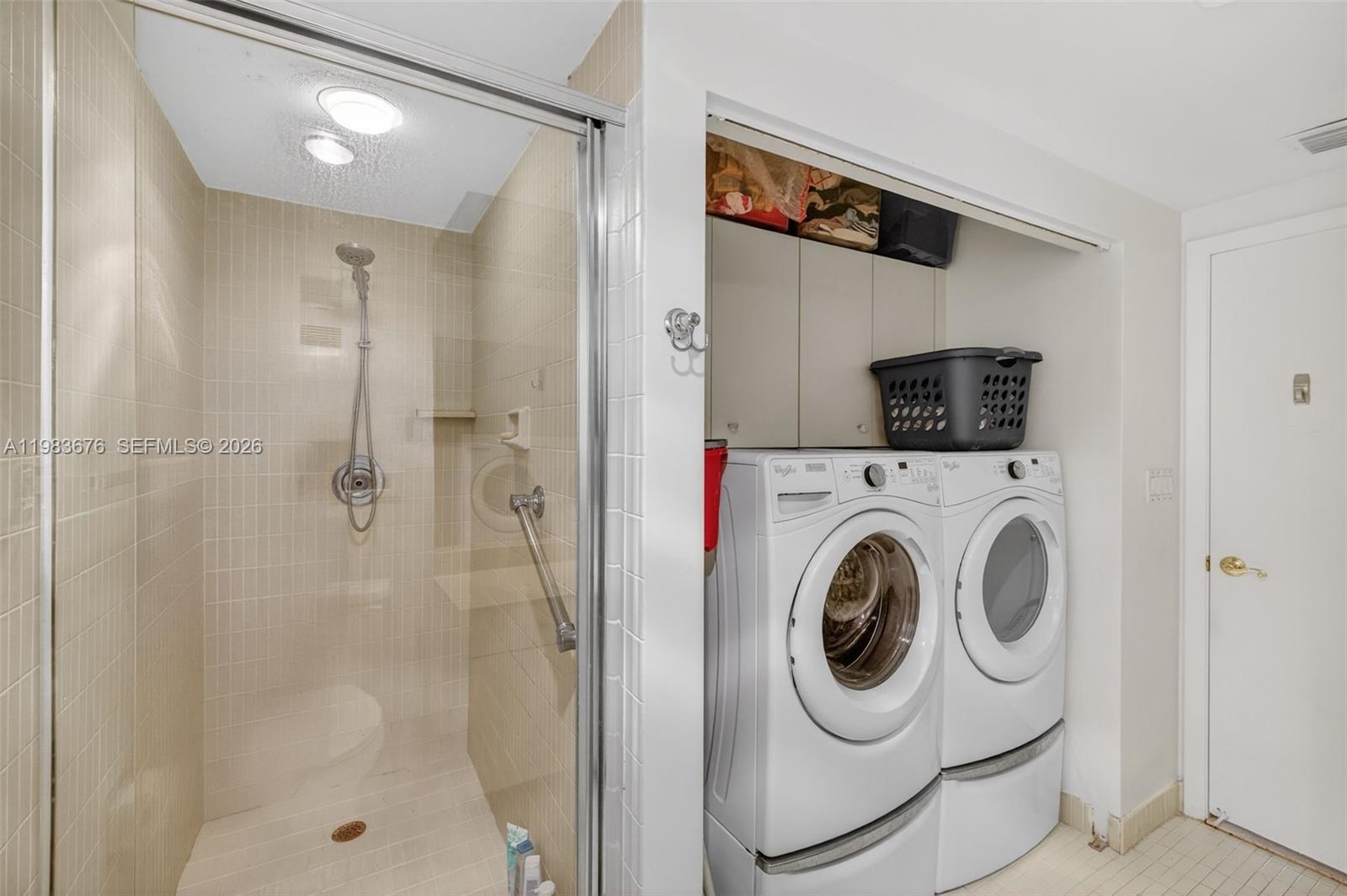 HAMPTONS WEST CONDO - Residential