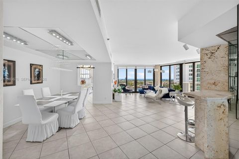 20281 E Country Club Dr 608 Aventura FL 33180