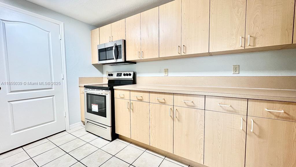 THE BELMONT II AT ST LUCI - Residential Lease