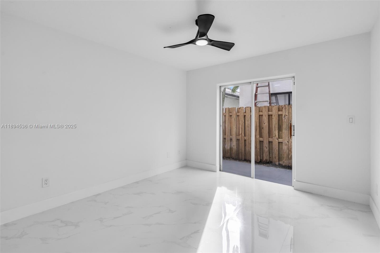WEST LAKES GARDENS 1ST AD - Residential