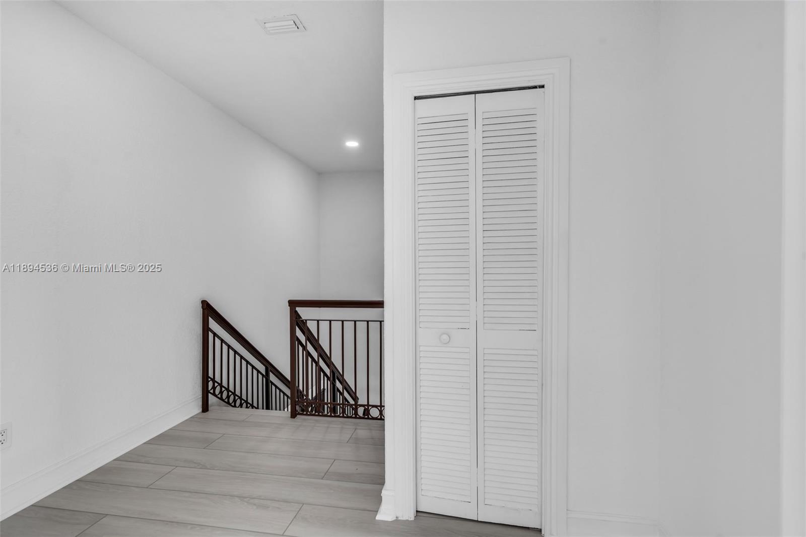 WEST LAKES GARDENS 1ST AD - Residential
