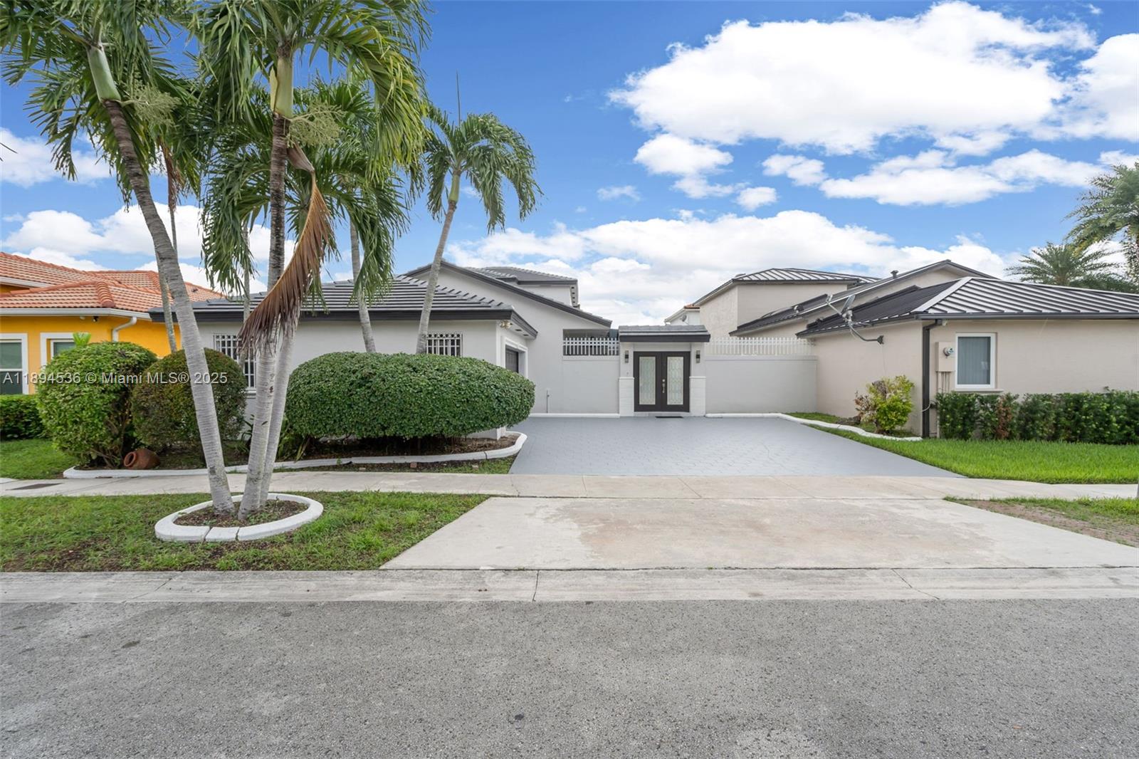 WEST LAKES GARDENS 1ST AD - Residential