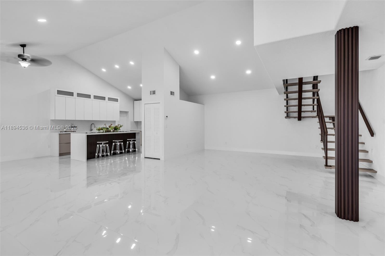 WEST LAKES GARDENS 1ST AD - Residential