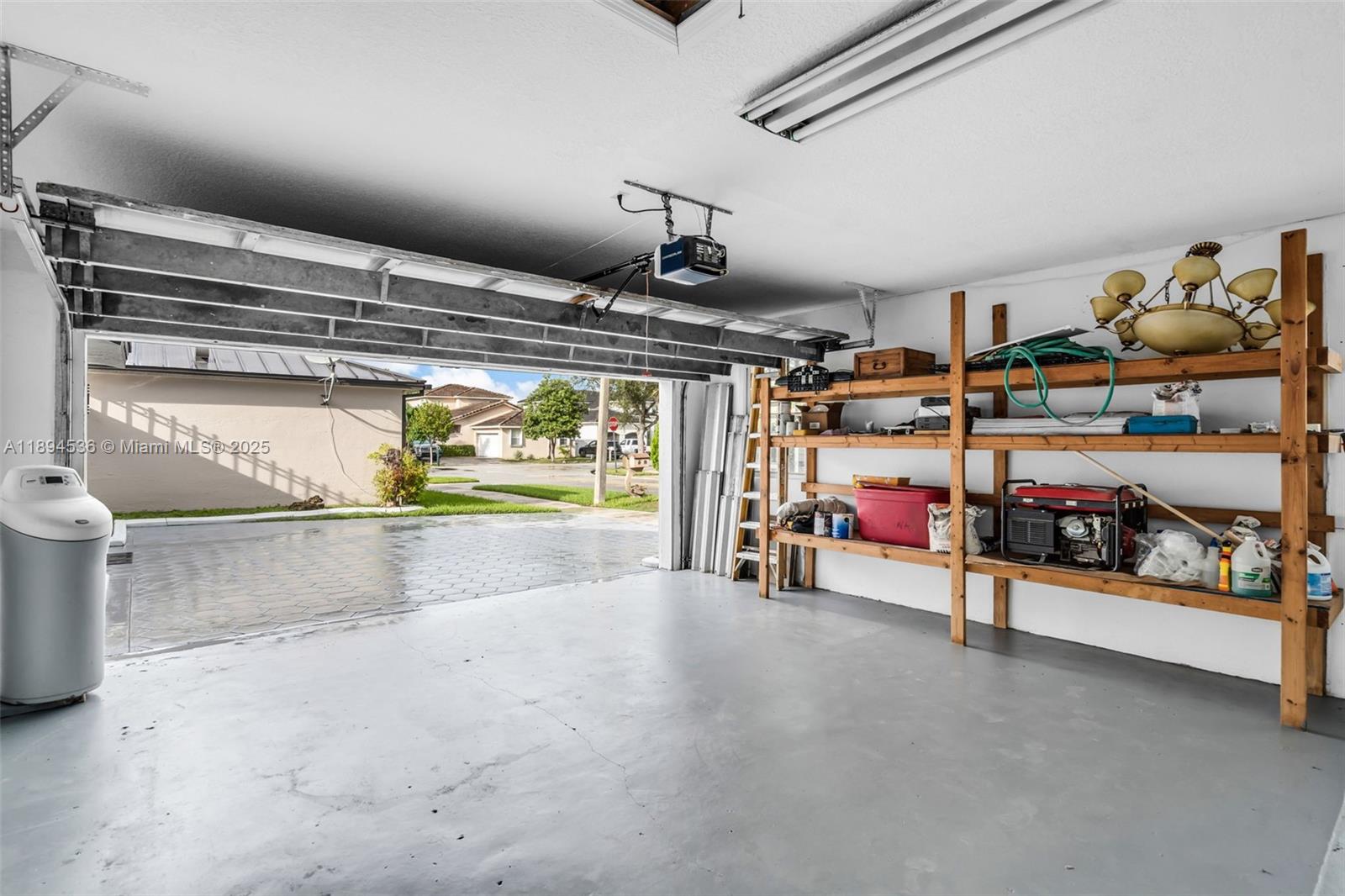 WEST LAKES GARDENS 1ST AD - Residential
