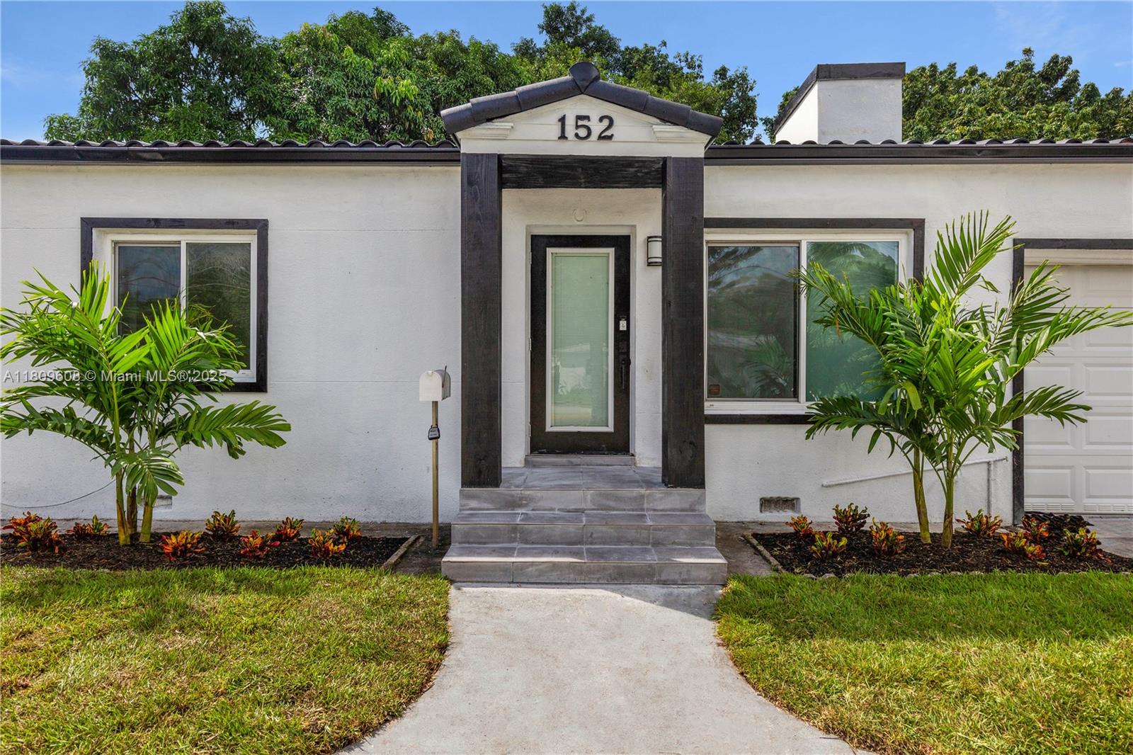 152 NW 103rd St