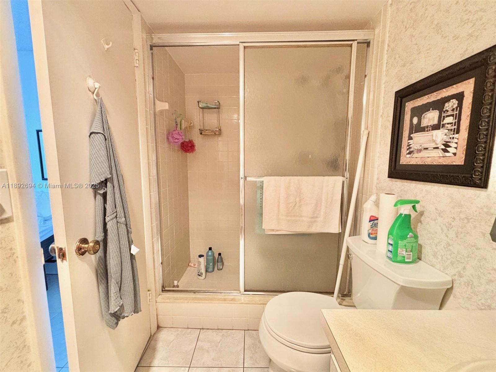 MEADOWBROOK LAKES VIEW CO - Residential
