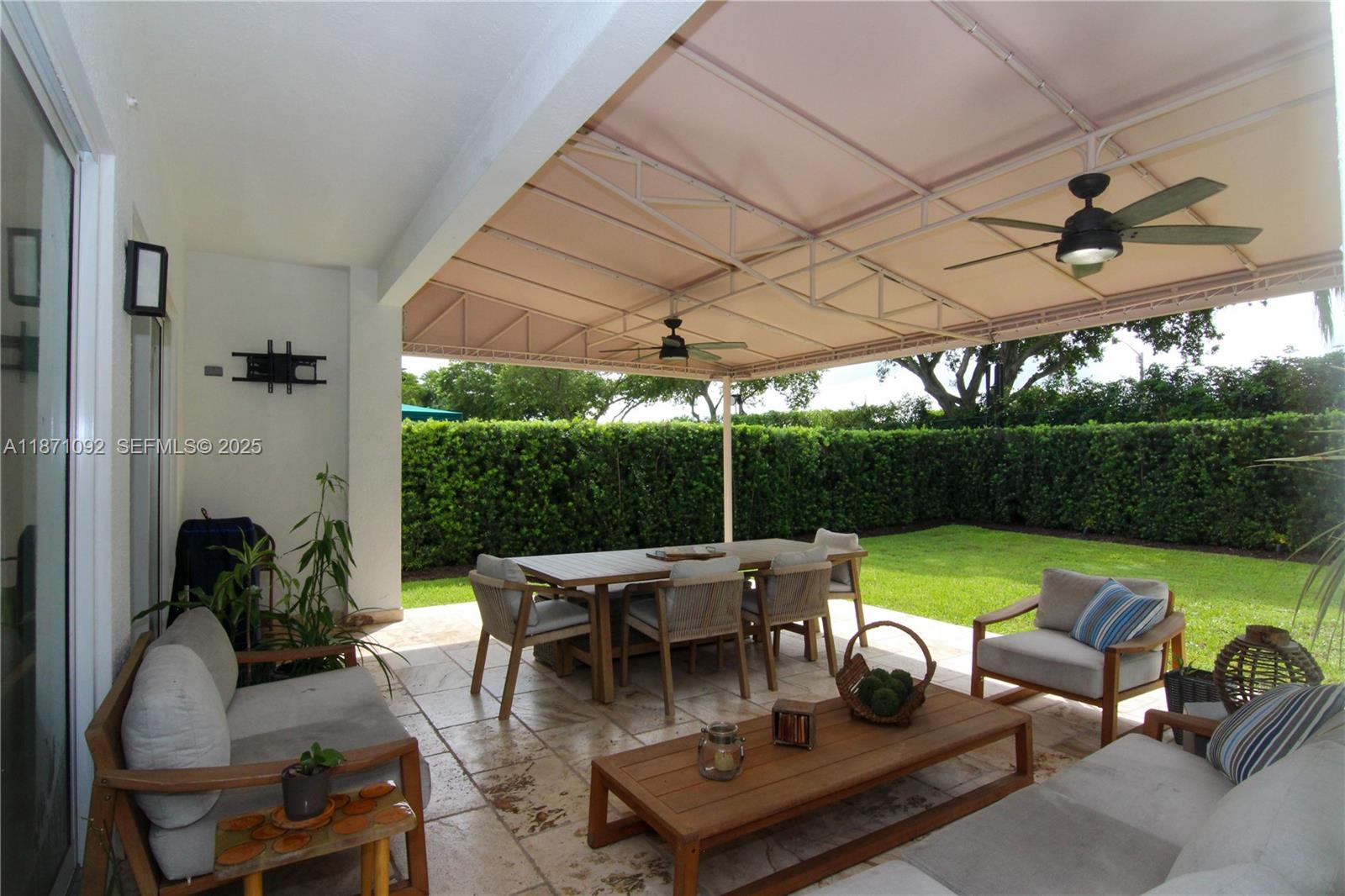 DORAL ISLES ANTILLES 1ST - Residential