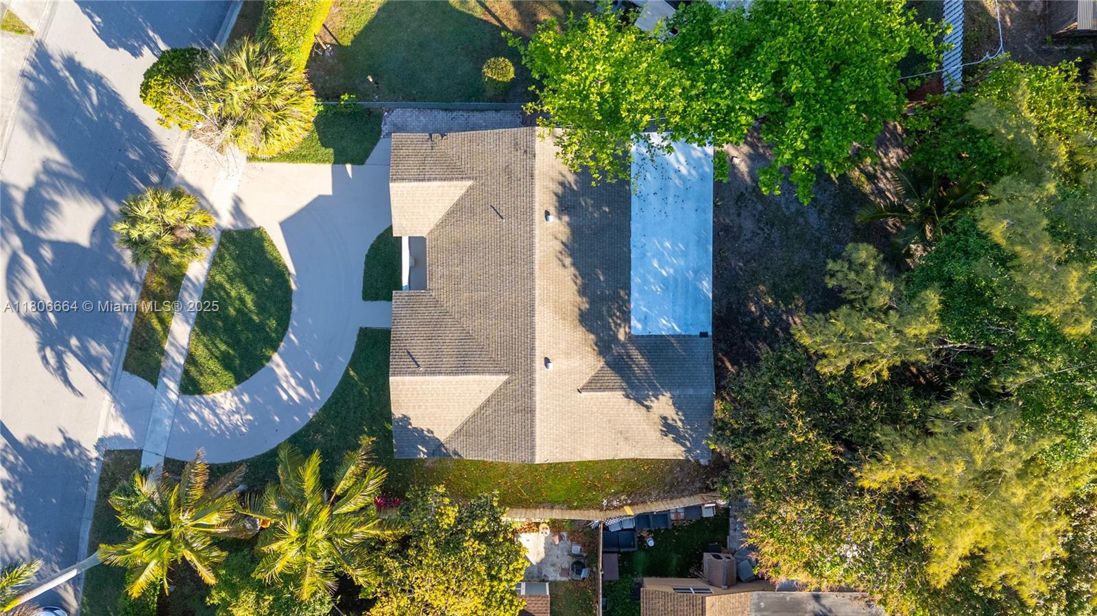 SANDALFOOT COVE SEC 5 - Residential Lease